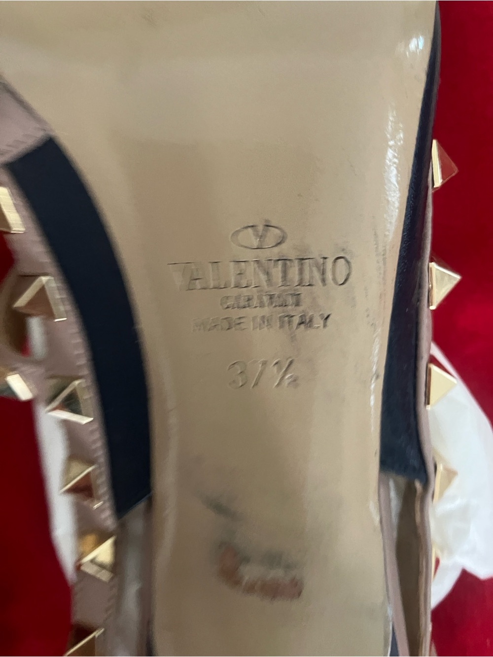 Valentino - Picture 6 of 6